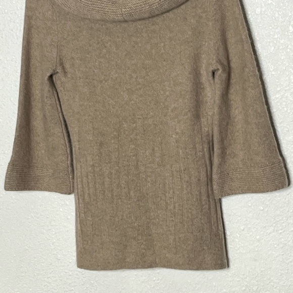 Classiques Entier Atelier Tan Cashmere Turtleneck Sweater Sz XS - Picture 6 of 8